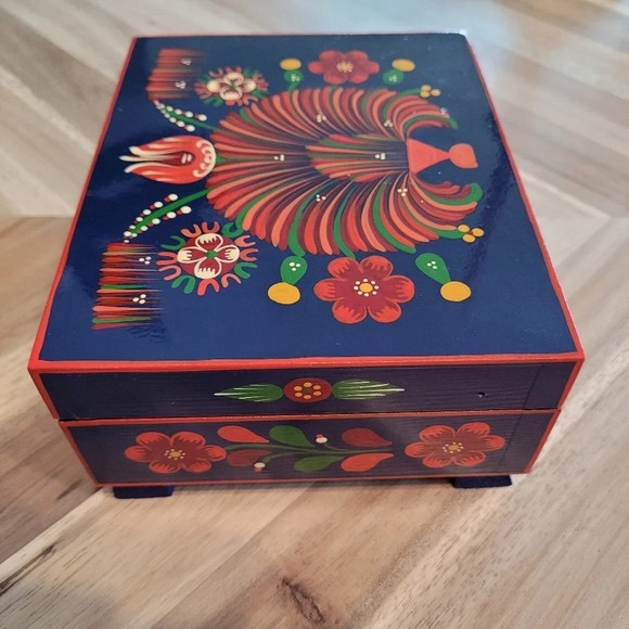 Isaac  Mizrahi Black Skirt - Picture 2 of 5